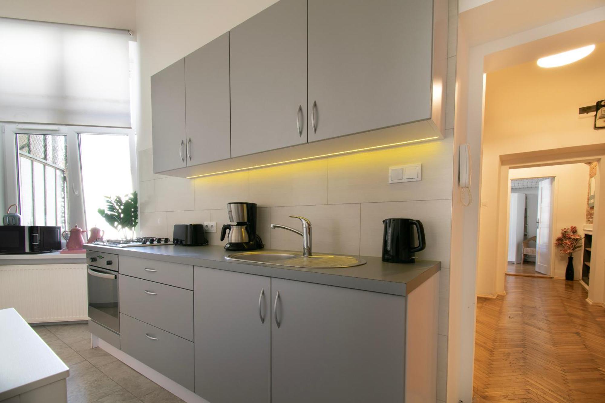 Vintage Apartment Gertrudy Street كراكوفيا المظهر الخارجي الصورة