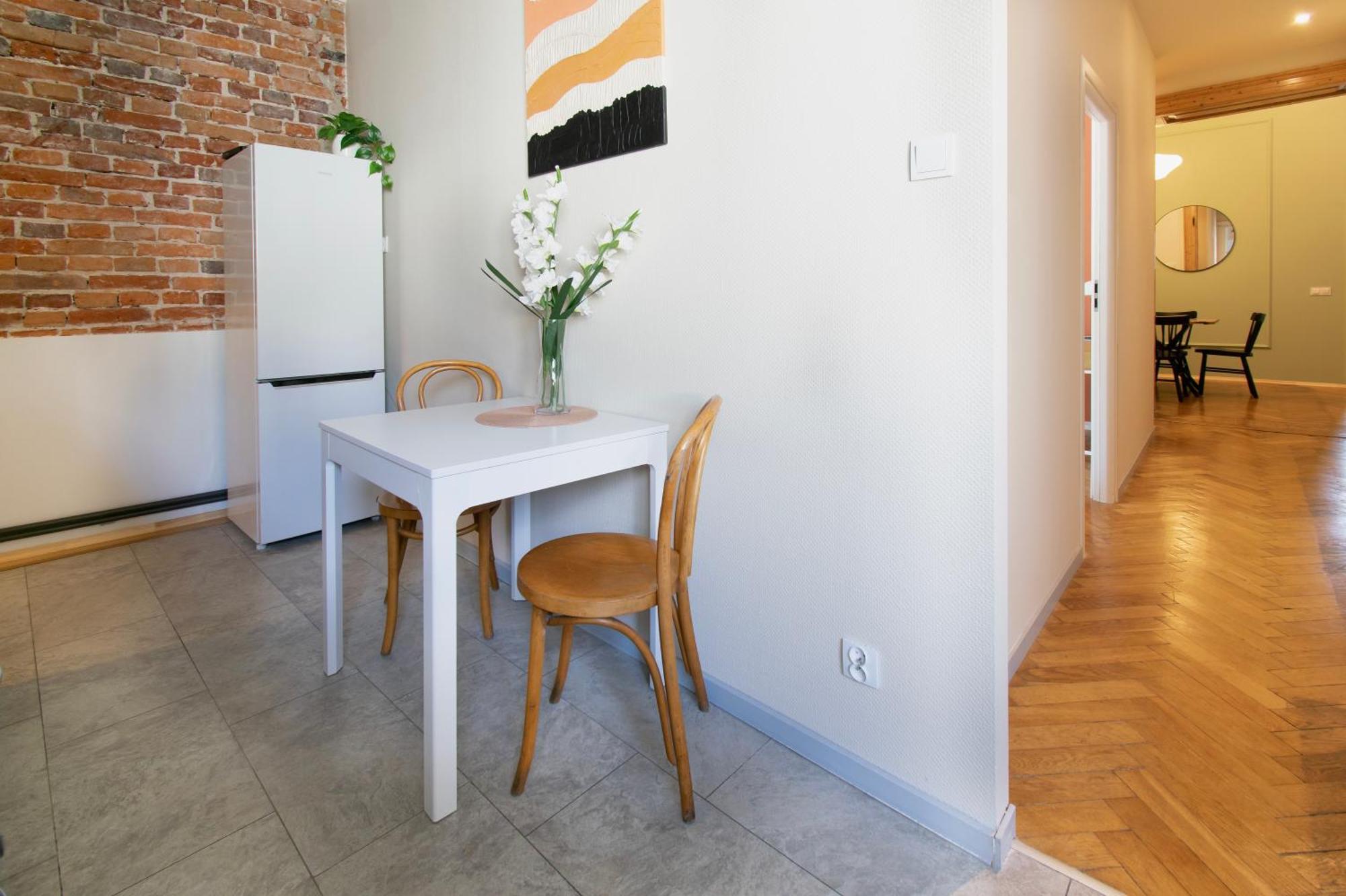 Vintage Apartment Gertrudy Street كراكوفيا المظهر الخارجي الصورة