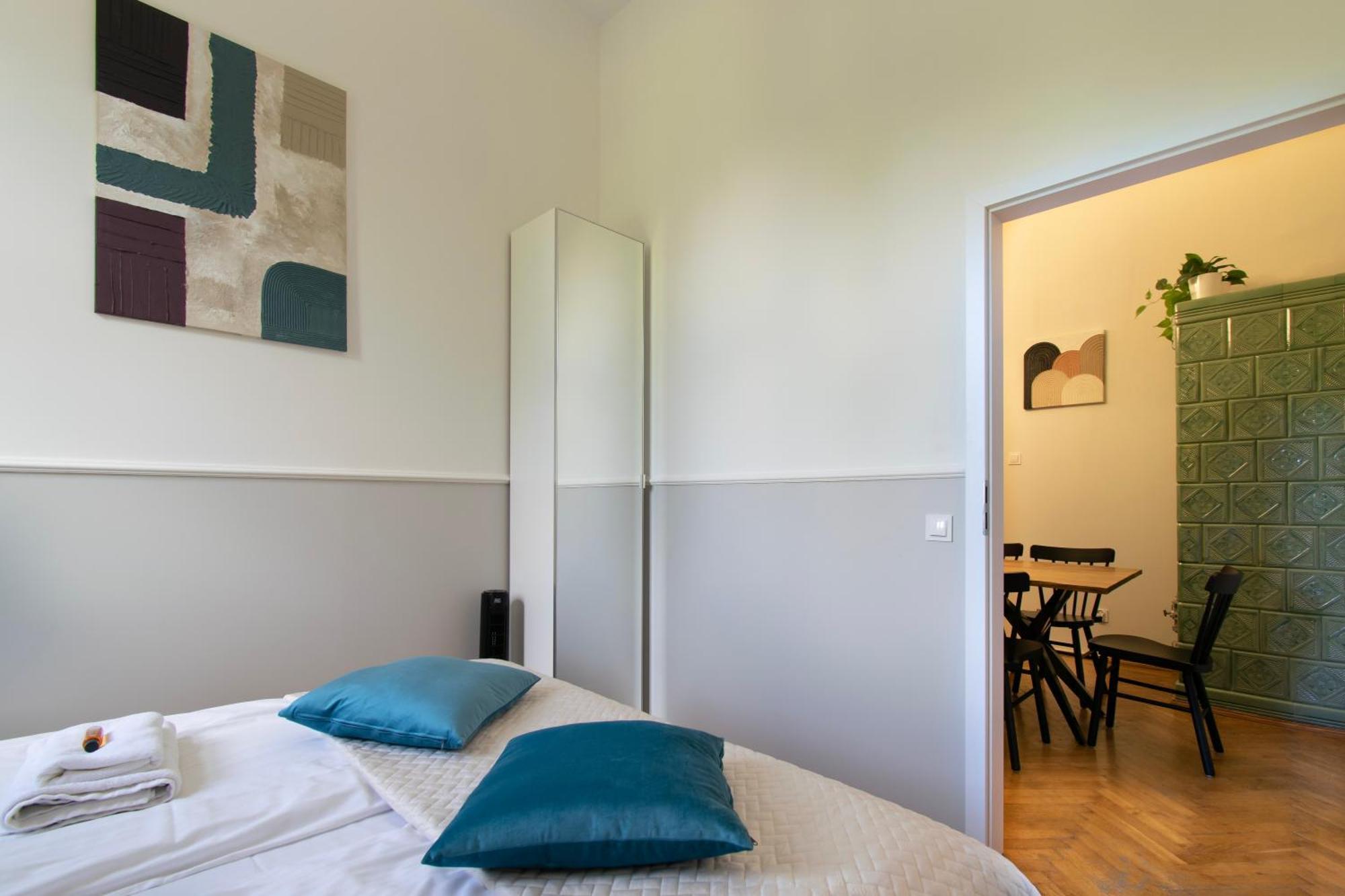 Vintage Apartment Gertrudy Street كراكوفيا المظهر الخارجي الصورة